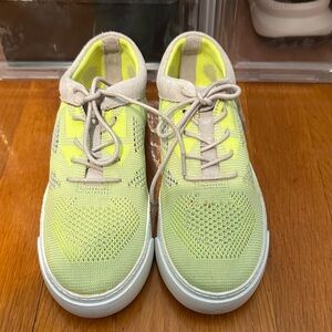 Clarks Neon Green and Cream Sneakers